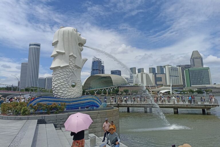 Cara Singapura Hadapi Ketidakpastian Tarif Trump: Pemerintah Beri Stimulus ke Perusahaan