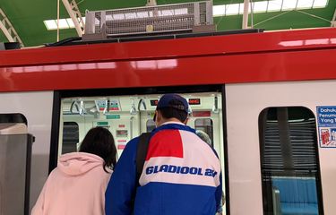 LRT Jabodebek Perpanjang Layanan hingga Tengah Malam pada 17 Agustus
